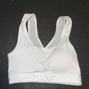 Aphalete Alphalux Sports Bra. Medium. White. Worn once.